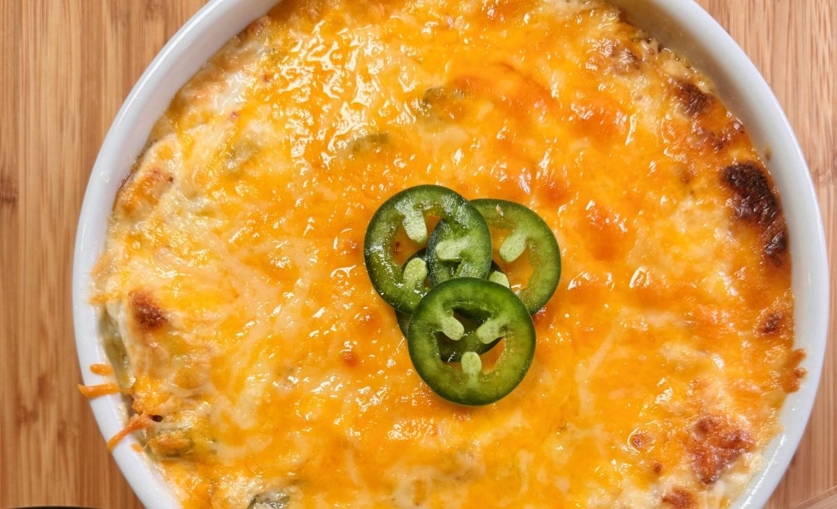 Jalapeño Popper Dip with AGF Crackers